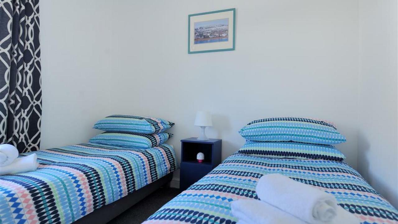 Upper Seascape Apartment Лайм Риджис Екстериор снимка
